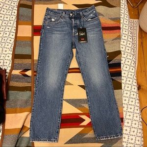 NWT Levi’s 501 Original Fit Cropped Women’s Jeans in Athens Noon Medium Wash